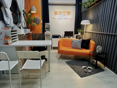 摩爾空間個人倉庫無限延伸你的居住空間，提供 XS 到 XL 多種尺寸滿足您的倉儲需求