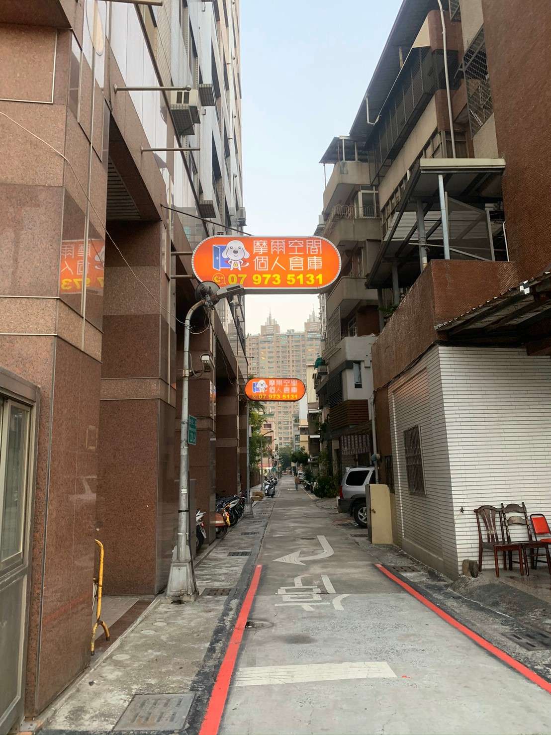 高雄前鎮獅甲店 巷弄指標與街景